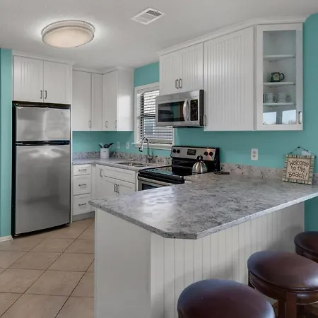 Beachwood Villas 8H
